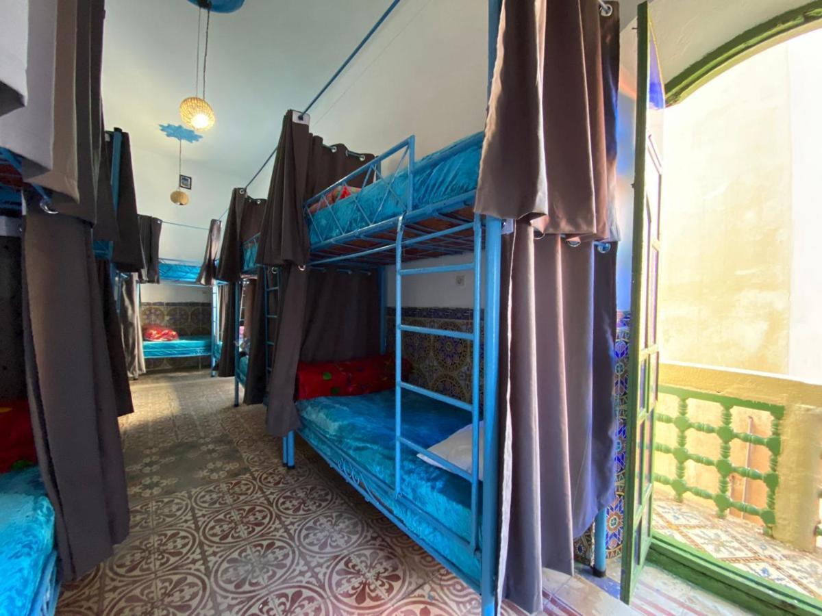Atlantic Hostel Szavíra Kültér fotó