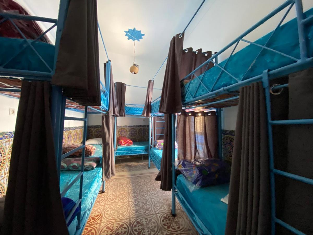 Atlantic Hostel Szavíra Kültér fotó
