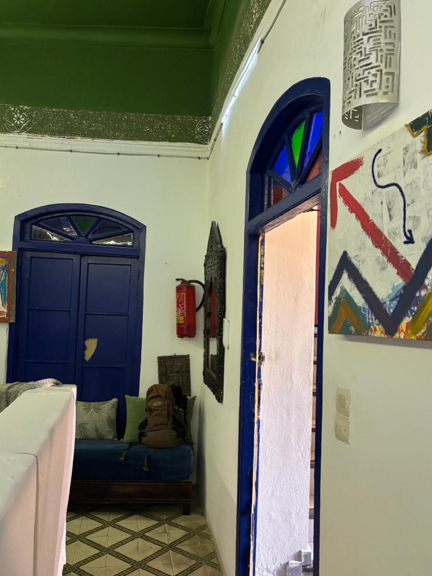 Atlantic Hostel Szavíra Kültér fotó