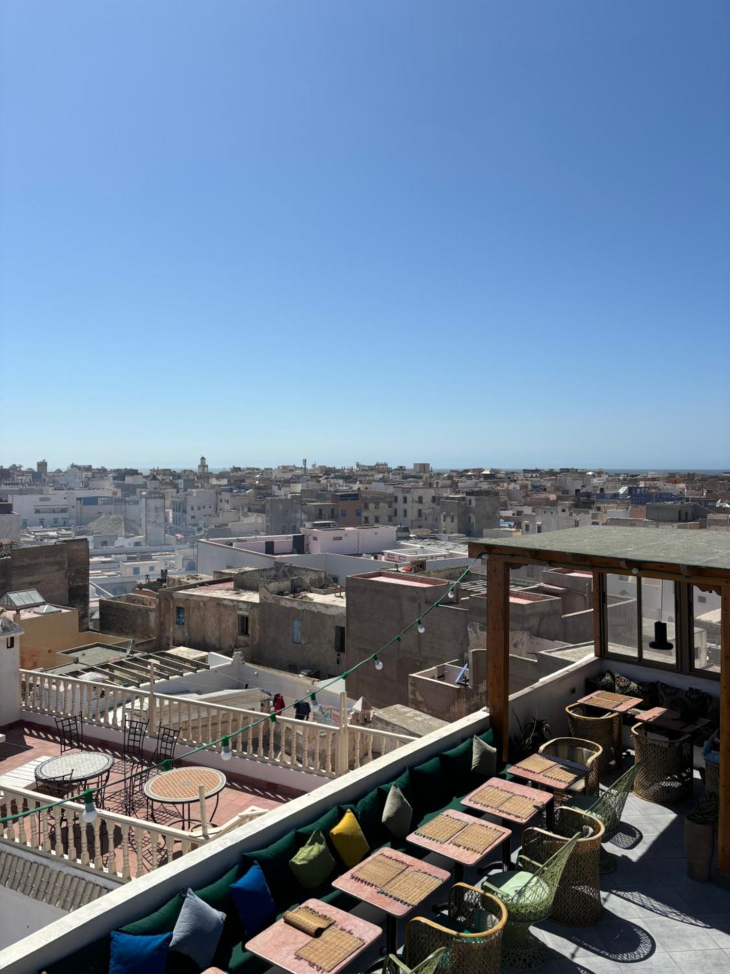 Atlantic Hostel Szavíra Kültér fotó