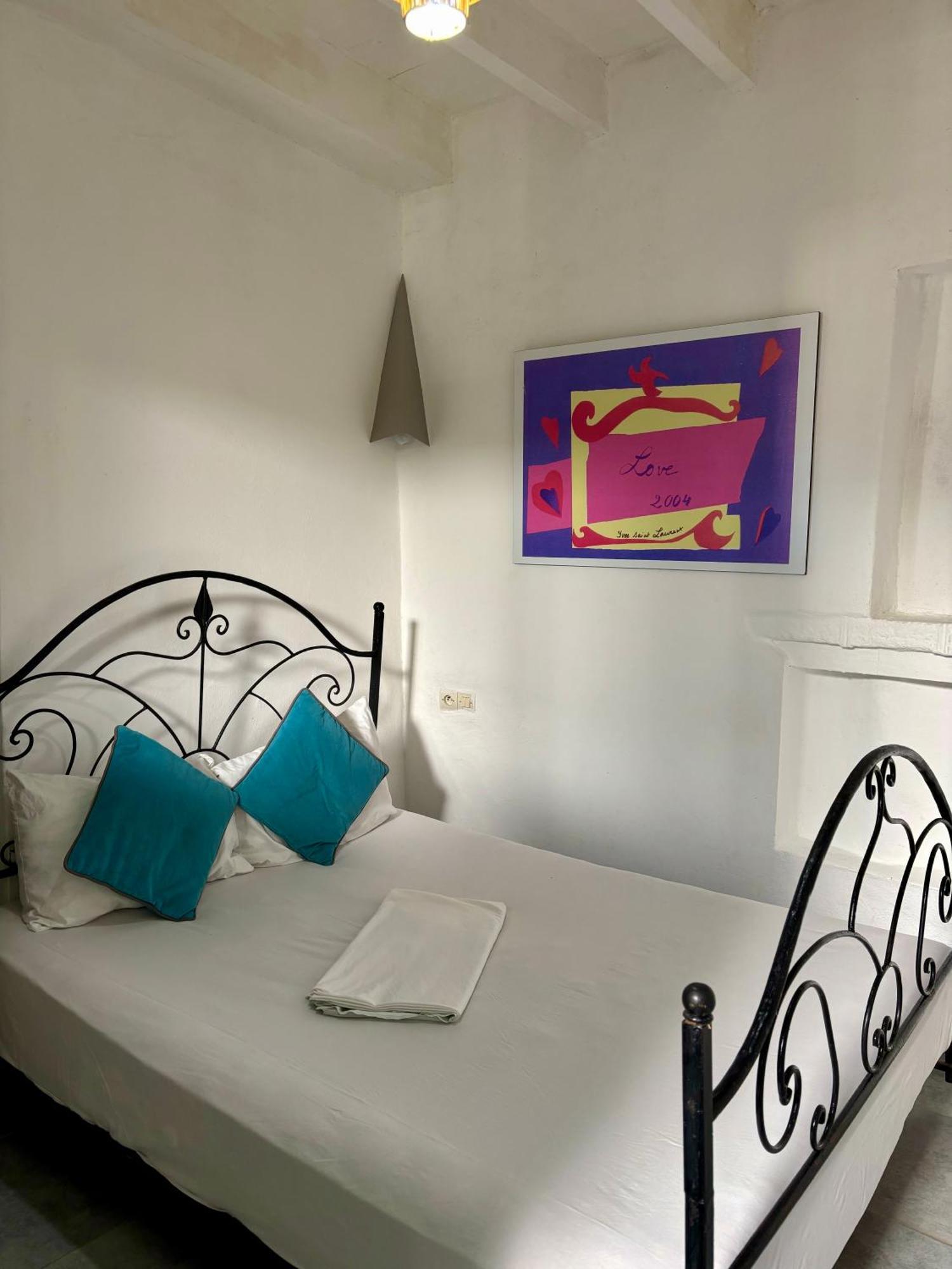 Atlantic Hostel Szavíra Kültér fotó